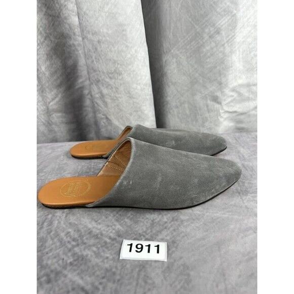Andre Assous Shoes - Andre Assous Womens Tiana Almond Toe Flat Mules Loafers Graphite Suede Size 8.5